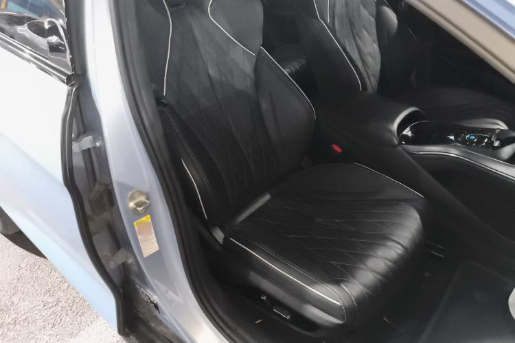 Used BYD Seal 2023 Champion Edition 700km Deluxe Model Right Front Seat
