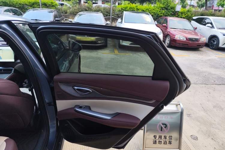 Used BYD Seal 2023 DM-i 1.5T 121km Flagship Model Right Rear Door Interior