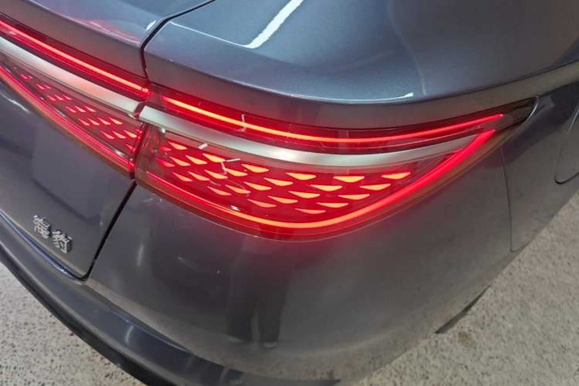 Used BYD Seal 2023 DM-i 1.5T 121km Prestige Model Right Rear Taillight