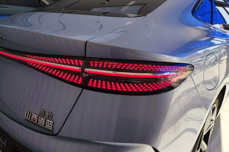 Used BYD Seal 2023 Champion Edition 700km Performance Version Right Rear Taillight