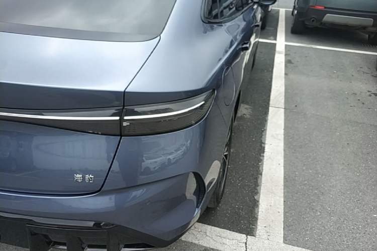 Used BYD Seal 2023 Champion Edition 700km Deluxe Model Right Rear Taillight
