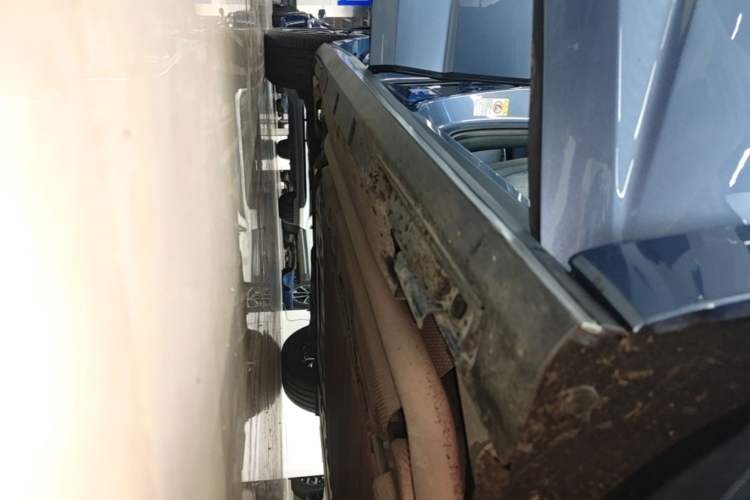 Used BYD Seal 2023 DM-i 1.5L 121km Luxury Model Right Side Sill