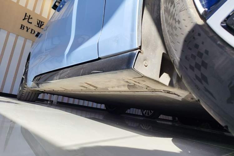 Used BYD Seal 2023 Champion Edition 700km Performance Version Right Side Sill