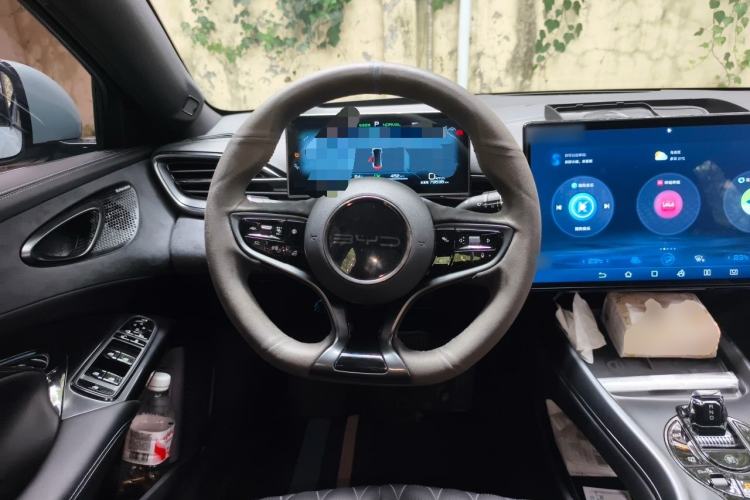 Used BYD Seal 2023 Champion Edition 700km Performance Version Steering Wheel