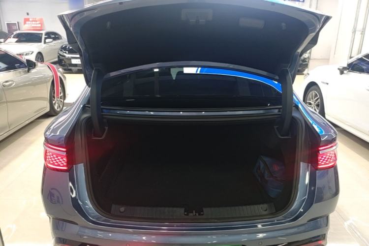 Used BYD Seal 2023 DM-i 1.5L 121km Luxury Model Trunk