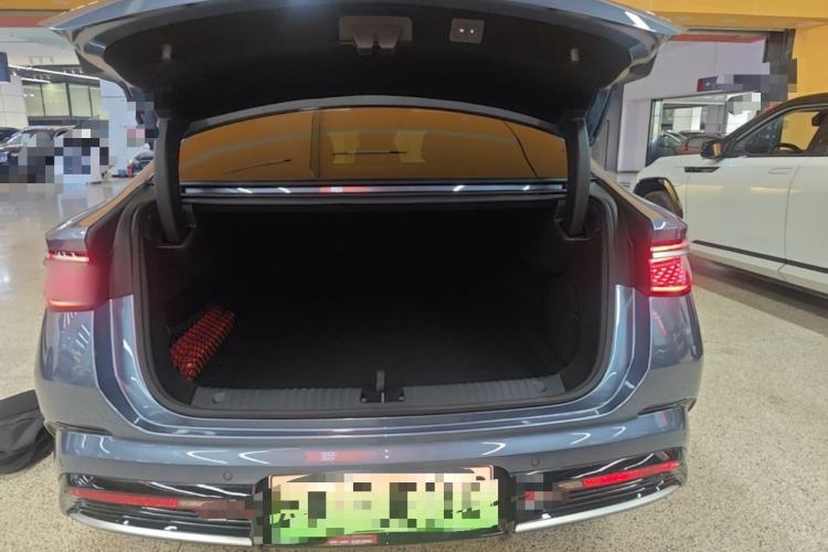 Used BYD Seal 2023 DM-i 1.5T 121km Prestige Model Trunk