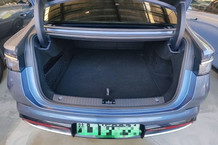 Used BYD Seal 2023 DM-i 1.5L 121km Luxury Model Trunk