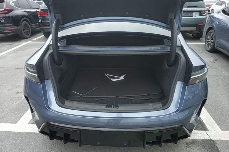 Used BYD Seal 2023 Champion Edition 700km Deluxe Model Trunk