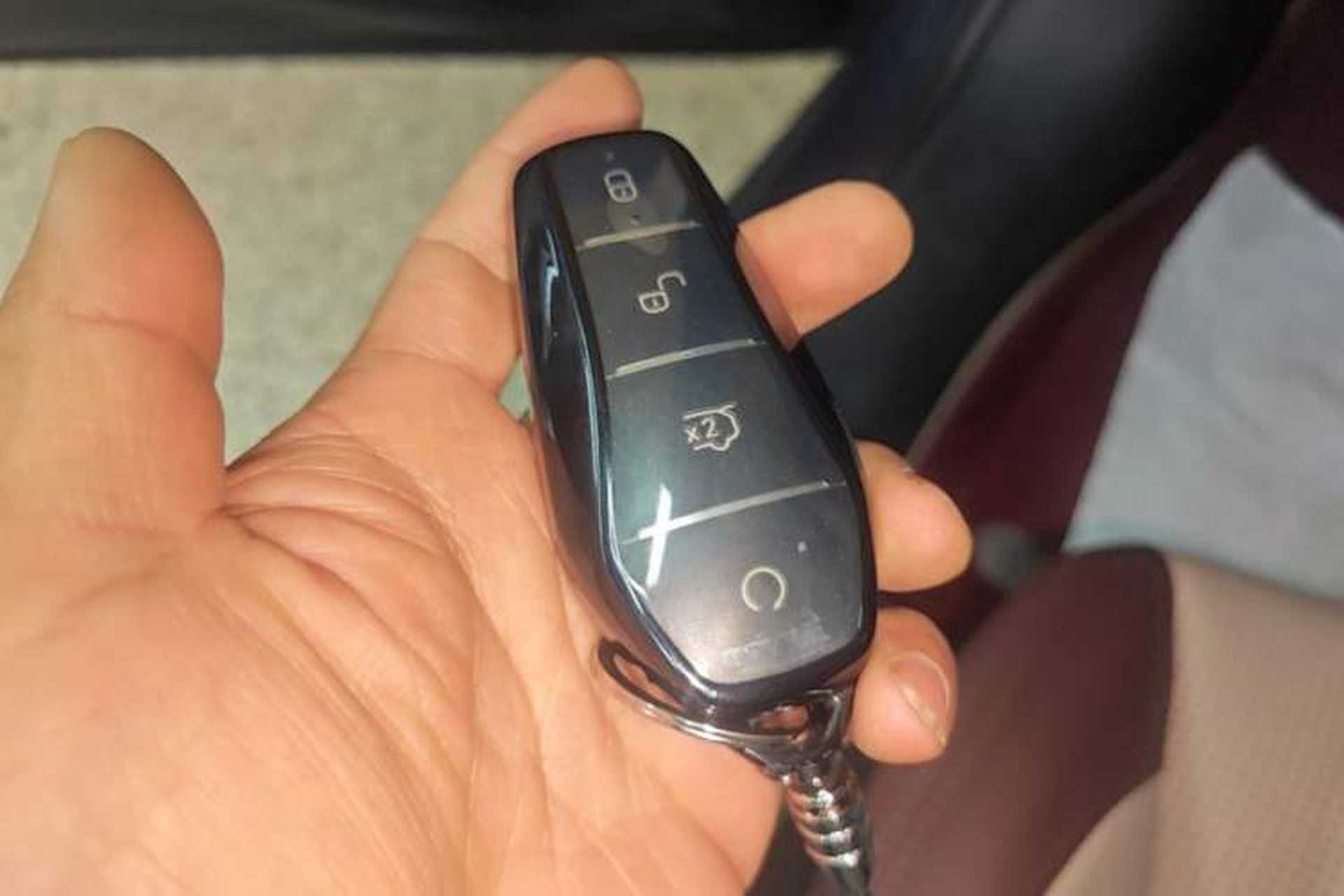 Used BYD Seal 2023 DM-i 1.5T 121km Prestige Model Vehicle Key