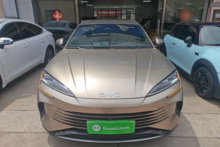 Used BYD Seal 2023 DM-i 1.5L 121km Prestige Model Front