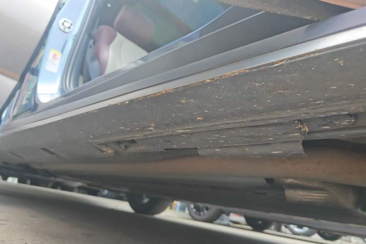 Used BYD Seal 2023 DM-i 1.5L 121km Prestige Model Right Side Sill