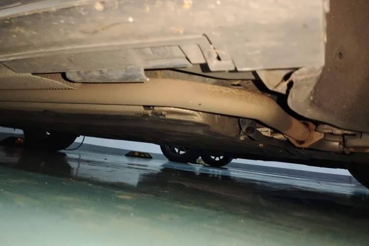 Used BYD Seal 2023 DM-i 1.5T 121km Prestige Model Chassis Front Right