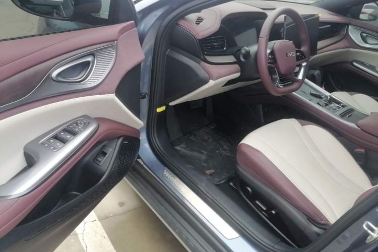 Used BYD Seal 2023 DM-i 1.5T 121km Prestige Model Driver Seat