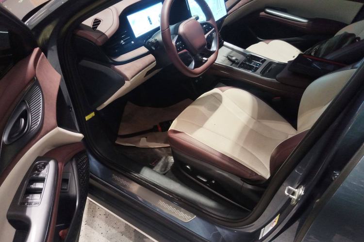 Used BYD Seal 2023 DM-i 1.5L 121km Prestige Model Driver Seat