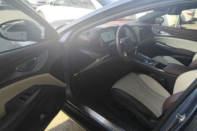 Used BYD Seal 2023 DM-i 1.5T 121km Flagship Model Driver Seat
