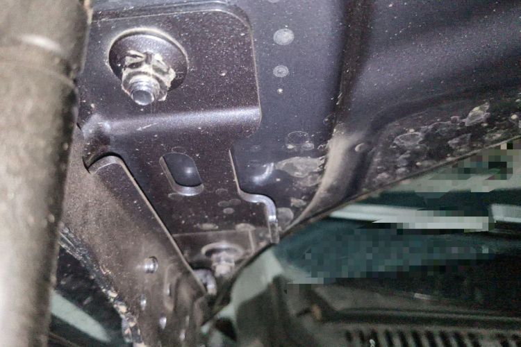 Used BYD Seal 2023 DM-i 1.5T 121km Flagship Model Engine Bay Right
