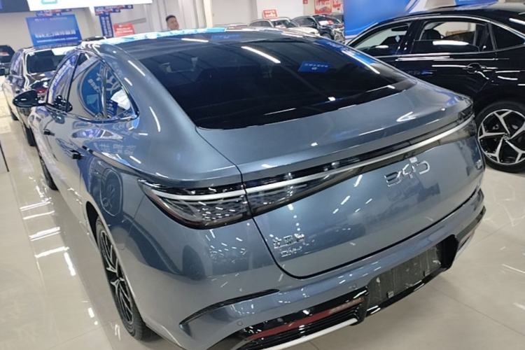 Used BYD Seal 2023 DM-i 1.5L 121km Luxury Model Exterior 2