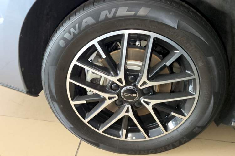 Used BYD Seal 2023 DM-i 1.5L 121km Elite Model Exterior 5