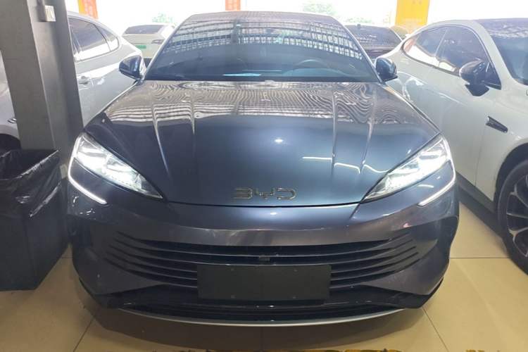 Used BYD Seal 2023 DM-i 1.5L 121km Elite Model Front