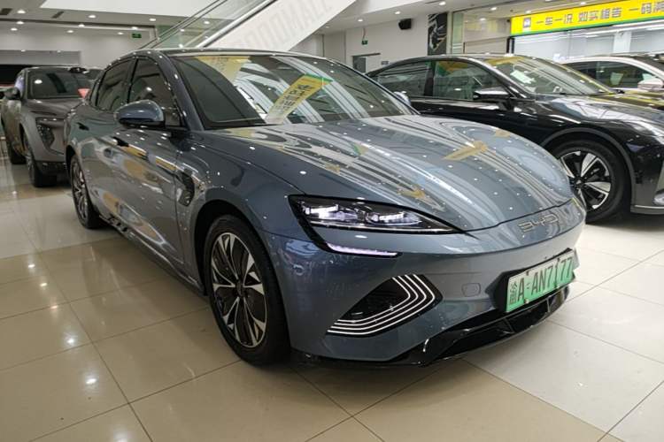 Used BYD Seal 2023 Champion Edition 550km Prestige Model Front Right 45 Deg