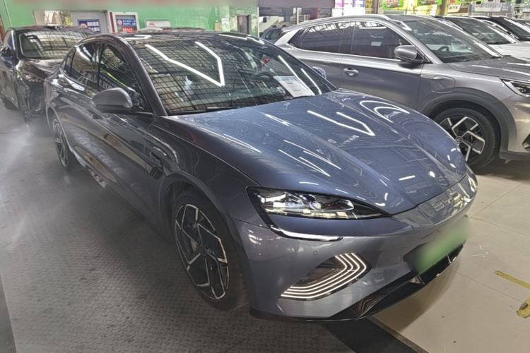 Used BYD Seal 2023 Champion Edition 700km Performance Version Front Right 45 Deg