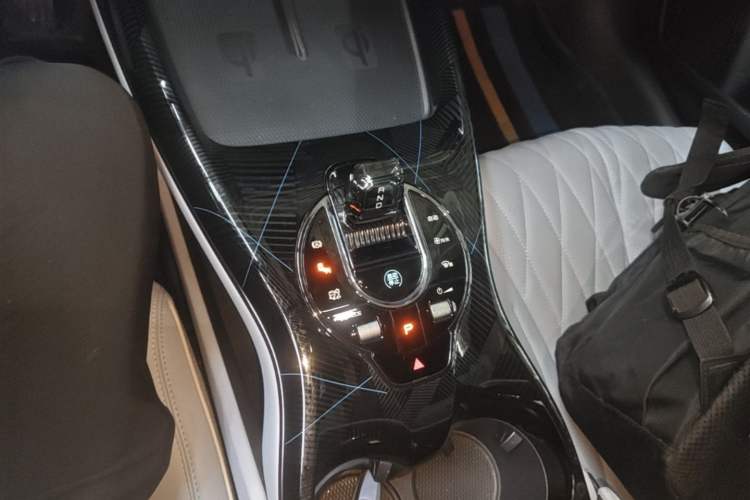 Used BYD Seal 2023 Champion Edition 700km Performance Version Gear Lever