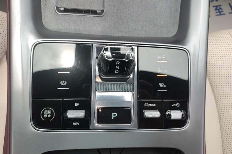 Used BYD Seal 2023 DM-i 1.5T 121km Prestige Model Gear Lever