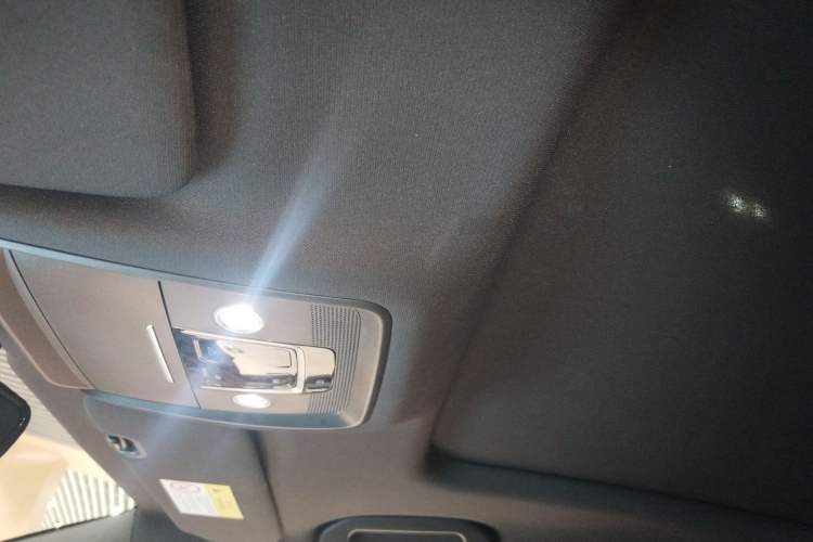 Used BYD Seal 2023 DM-i 1.5L 121km Prestige Model Headliner