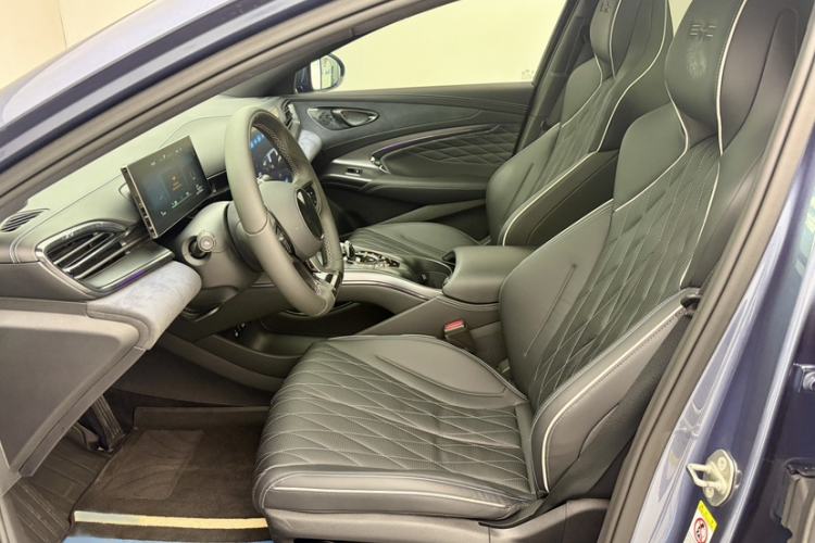 Used BYD Seal 2023 Champion Edition 700km Performance Version Interior 7