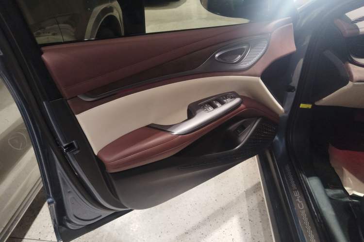 Used BYD Seal 2023 DM-i 1.5L 121km Prestige Model Left Front Door Interior