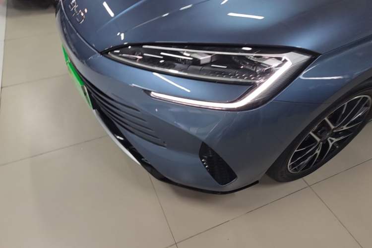 Used BYD Seal 2023 DM-i 1.5T 121km Prestige Model Left Front Headlight