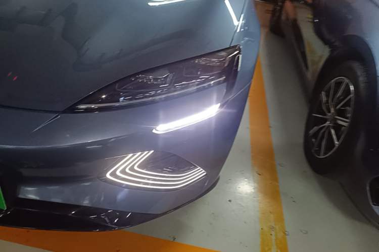Used BYD Seal 2023 Champion Edition 550km Prestige Model Left Front Headlight