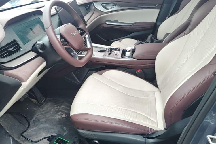 Used BYD Seal 2023 DM-i 1.5L 121km Prestige Model Left Front Seat