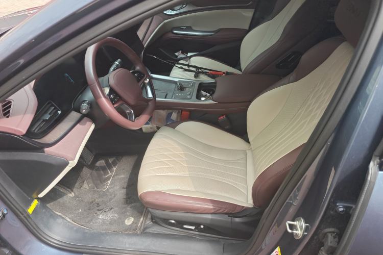 Used BYD Seal 2023 DM-i 1.5T 121km Flagship Model Left Front Seat