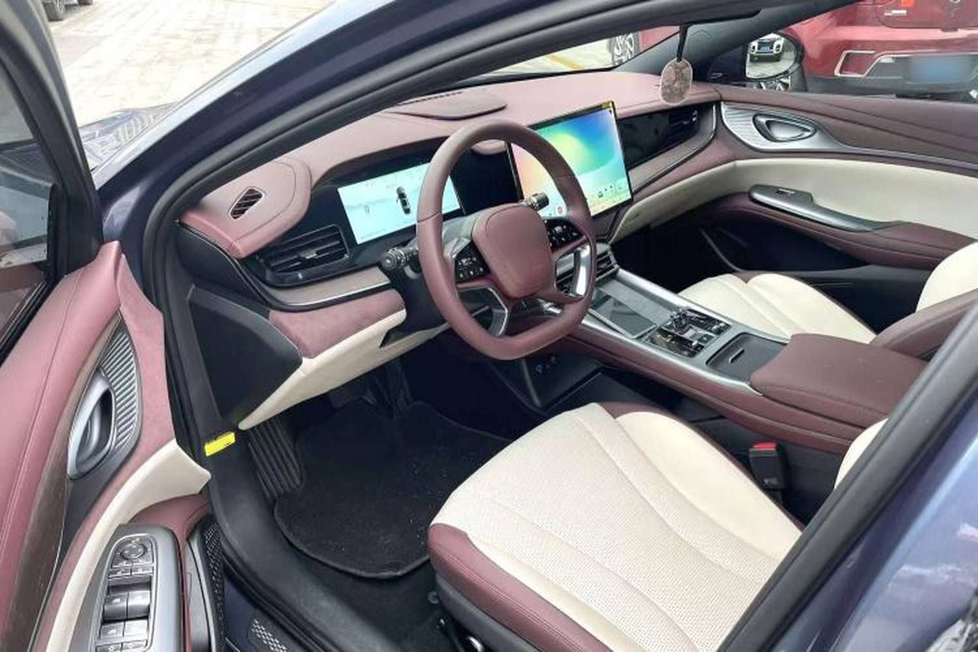 Used BYD Seal 2023 DM-i 1.5L 121km Prestige Model Left Front Seat