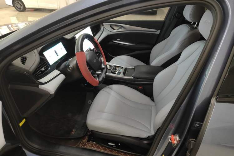 Used BYD Seal 2023 DM-i 1.5L 121km Luxury Model Left Front Seat