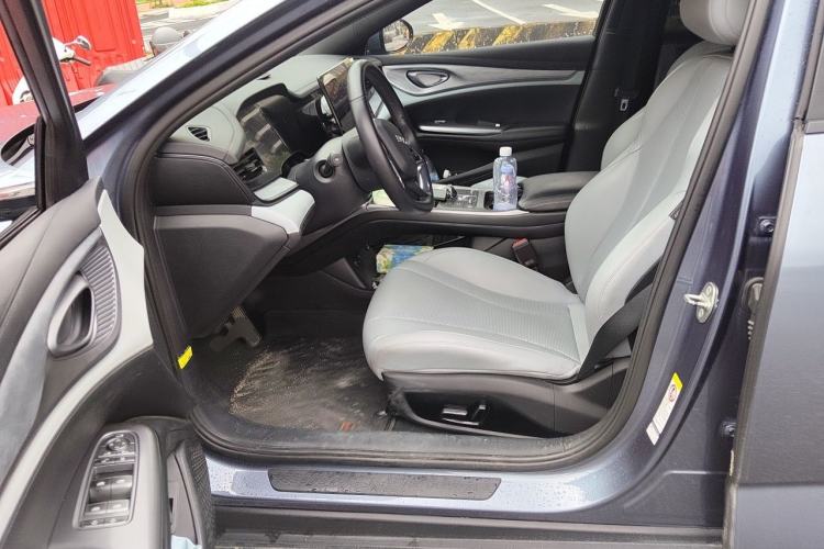 Used BYD Seal 2023 DM-i 1.5L 121km Luxury Model Left Front Seat