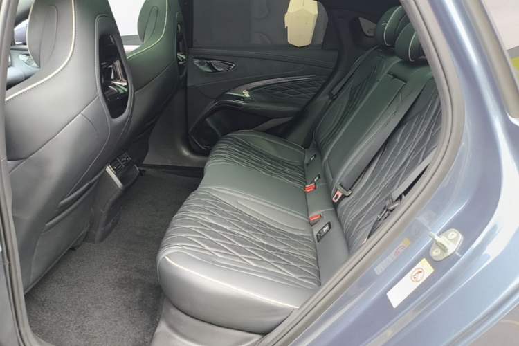 Used BYD Seal 2023 Champion Edition 700km Deluxe Model Left Rear Seat