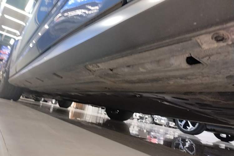 Used BYD Seal 2023 DM-i 1.5L 121km Luxury Model Left Side Sill