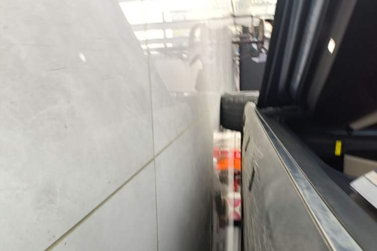 Used BYD Seal 2023 DM-i 1.5T 121km Flagship Model Left Side Sill