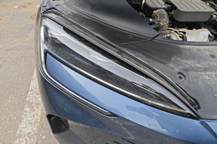 Used BYD Seal 2023 DM-i 1.5T 121km Prestige Model Right Front Headlight