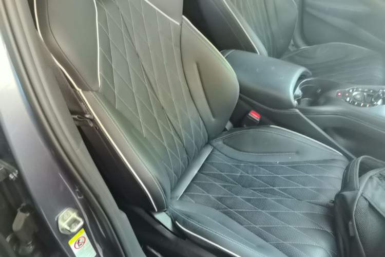 Used BYD Seal 2023 Champion Edition 550km Prestige Model Right Front Seat