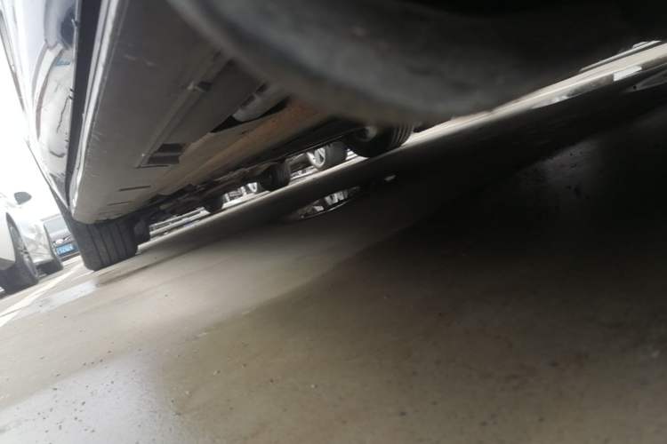 Used BYD Seal 2023 DM-i 1.5T 121km Prestige Model Right Side Sill