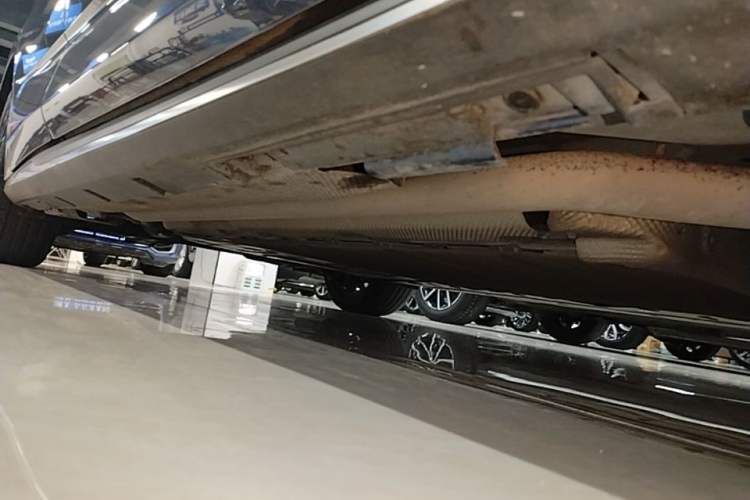 Used BYD Seal 2023 DM-i 1.5L 121km Luxury Model Right Side Sill