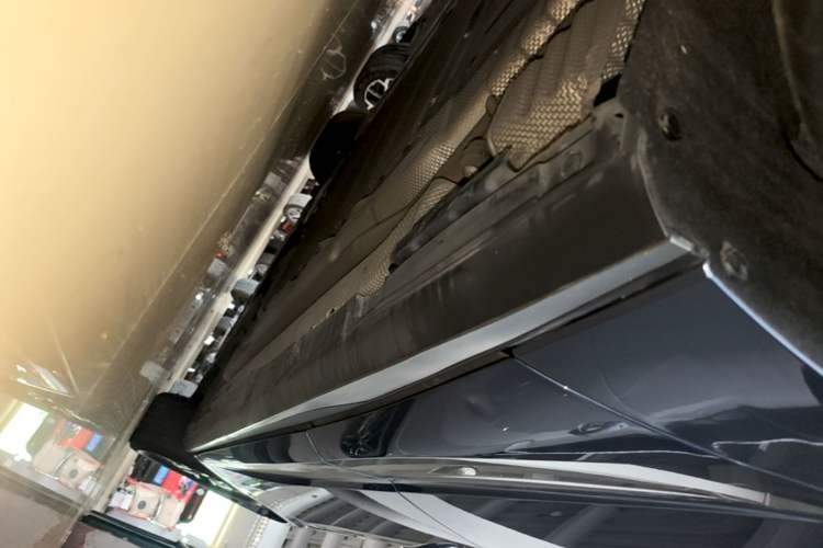 Used BYD Seal 2023 DM-i 1.5L 121km Elite Model Right Side Sill