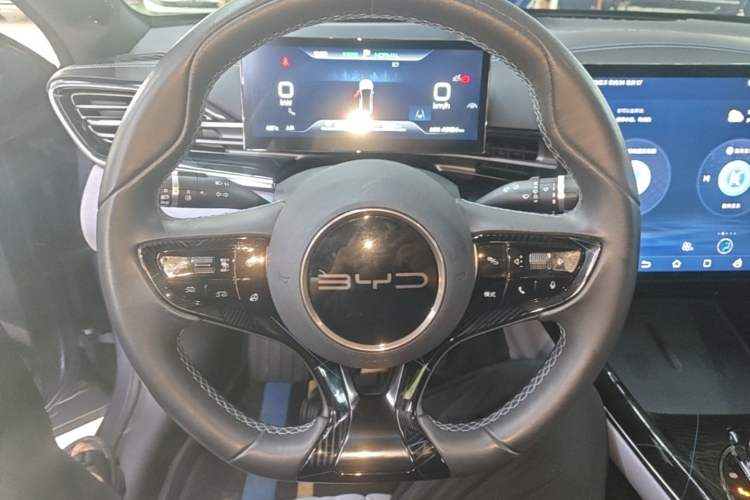 Used BYD Seal 2023 Champion Edition 700km Performance Version Steering Wheel