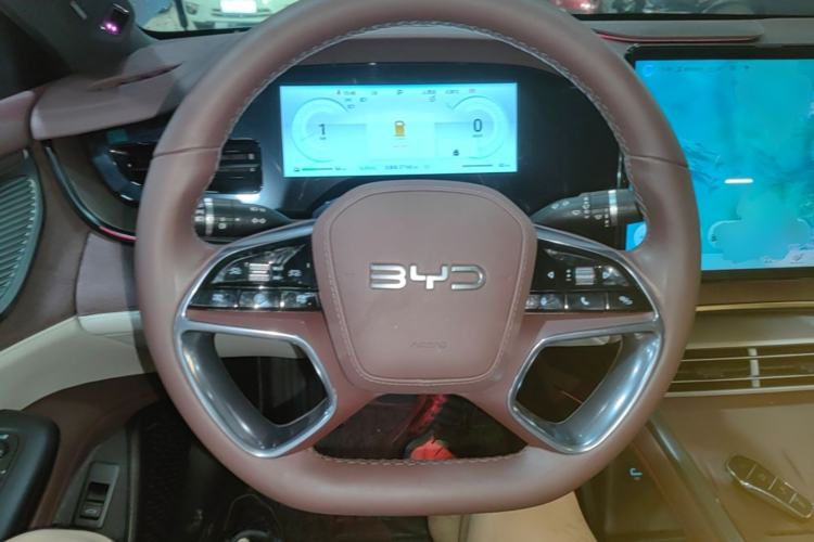 Used BYD Seal 2023 DM-i 1.5T 121km Flagship Model Steering Wheel