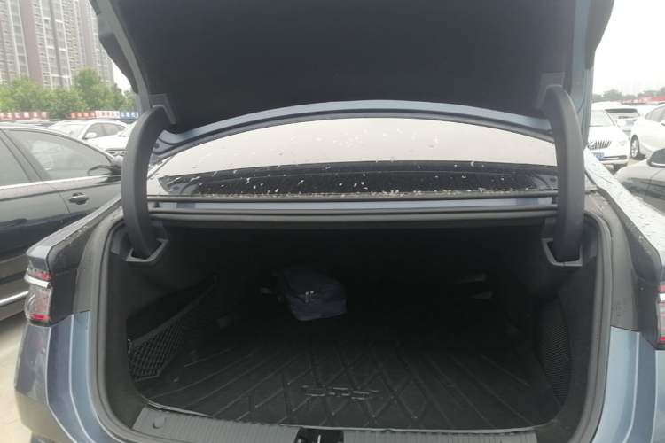 Used BYD Seal 2023 DM-i 1.5T 121km Prestige Model Trunk