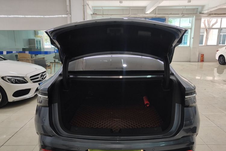 Used BYD Seal 2023 DM-i 1.5L 121km Luxury Model Trunk