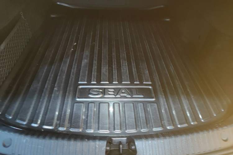 Used BYD Seal 2023 DM-i 1.5T 121km Flagship Model Trunk